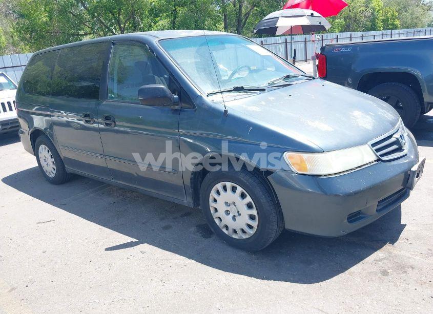 2003 Honda Odyssey LX (VIN 5FNRL185X3B066629) main photo