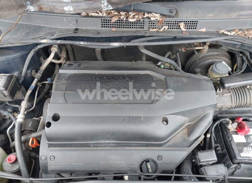 Photo 10 of 2004 Honda Odyssey EX (VIN 5FNRL18604B006577)