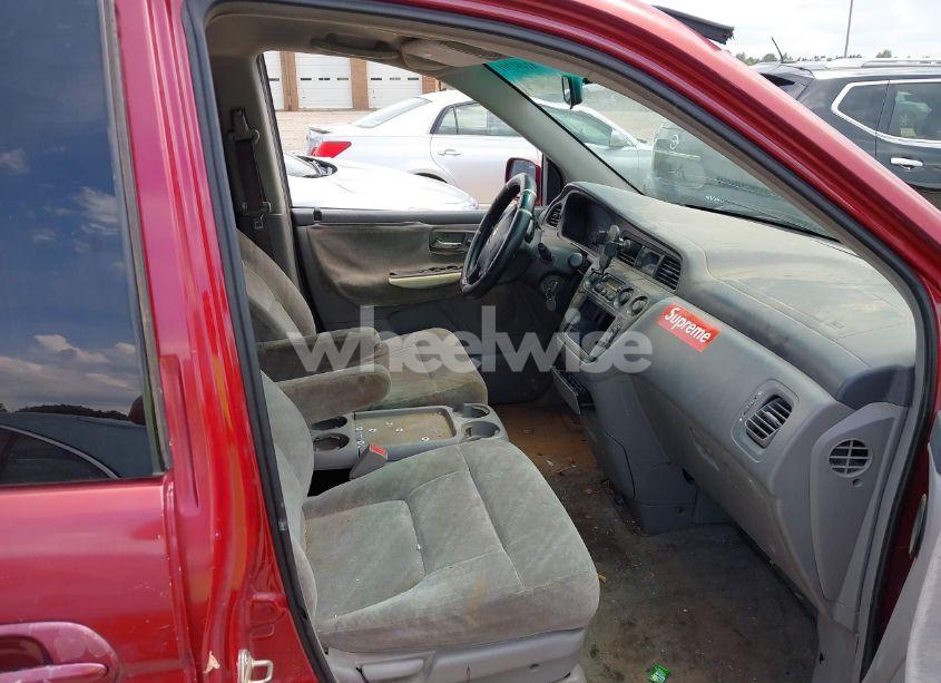 Photo 5 of 2002 Honda Odyssey EX (VIN 5FNRL18612B028570)