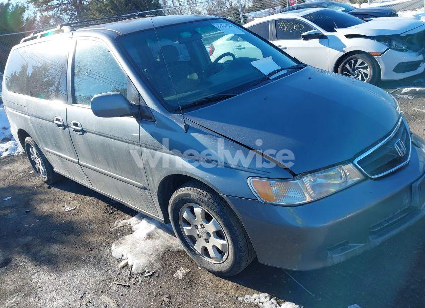 2002 Honda Odyssey EX (VIN 5FNRL18612B037978) main photo