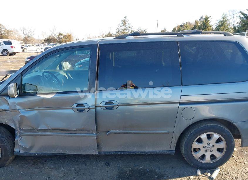 Photo 14 of 2002 Honda Odyssey EX (VIN 5FNRL18612B037978)