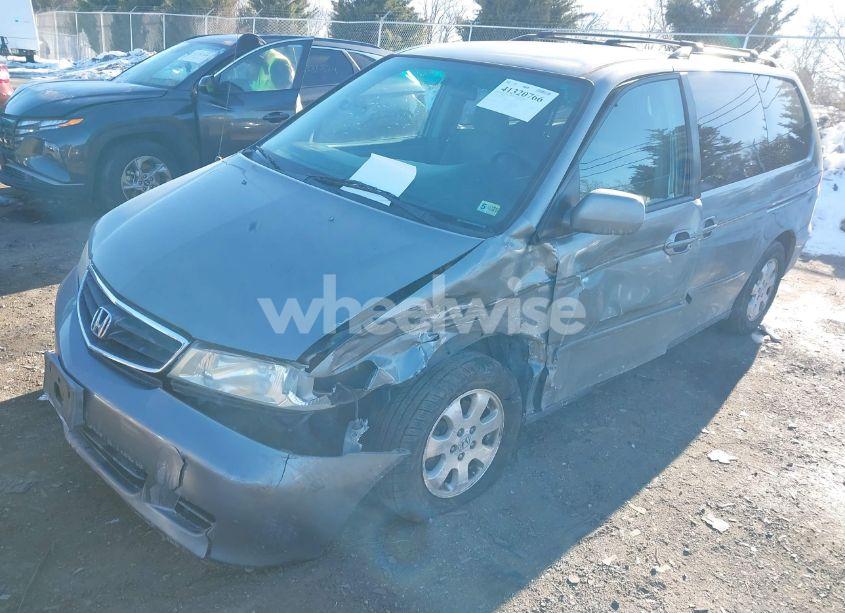 Photo 2 of 2002 Honda Odyssey EX (VIN 5FNRL18612B037978)