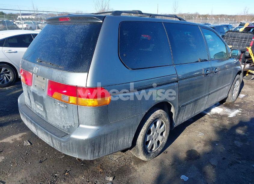 Photo 4 of 2002 Honda Odyssey EX (VIN 5FNRL18612B037978)