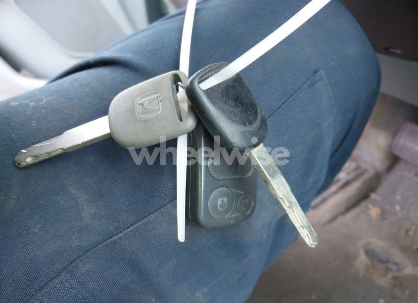 Photo 11 of 2004 Honda Odyssey EX (VIN 5FNRL18624B069440)