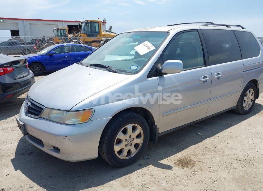 Photo 2 of 2003 Honda Odyssey EX (VIN 5FNRL18633B036686)