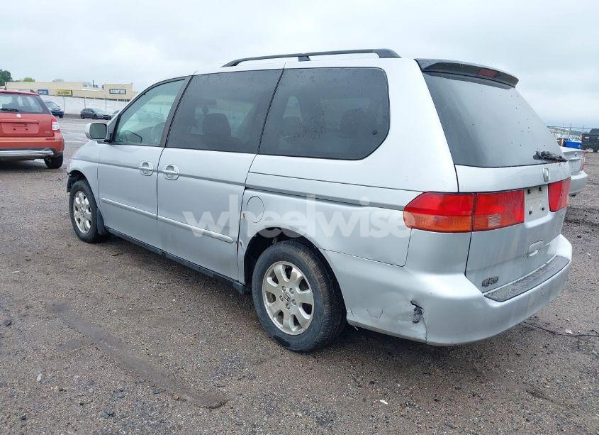 Photo 3 of 2002 Honda Odyssey EX (VIN 5FNRL18642B005803)