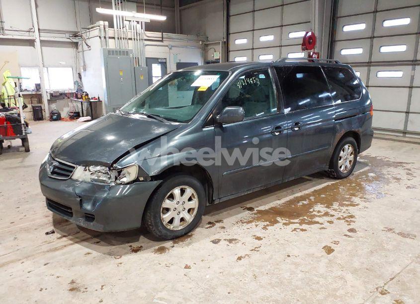 Photo 2 of 2003 Honda Odyssey EX (VIN 5FNRL18643B122721)