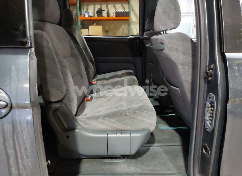 Photo 8 of 2003 Honda Odyssey EX (VIN 5FNRL18643B122721)