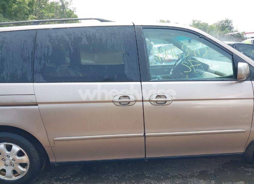 Photo 13 of 2004 Honda Odyssey EX (VIN 5FNRL18644B069195)