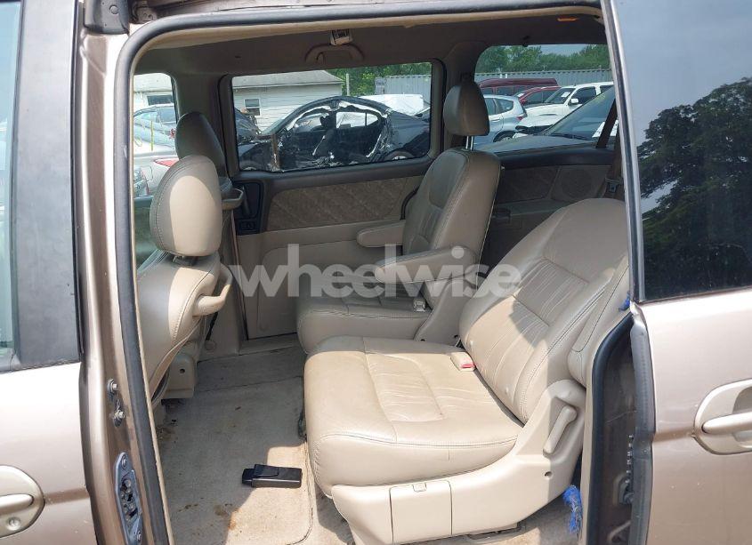 Photo 8 of 2004 Honda Odyssey EX (VIN 5FNRL18644B069195)