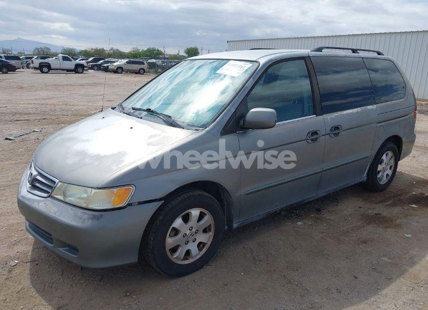 Photo 2 of 2002 Honda Odyssey EX (VIN 5FNRL18652B005289)