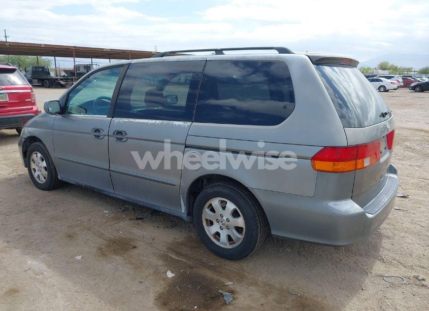 Photo 3 of 2002 Honda Odyssey EX (VIN 5FNRL18652B005289)
