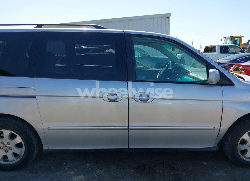 Photo 13 of 2003 Honda Odyssey EX (VIN 5FNRL18653B049200)