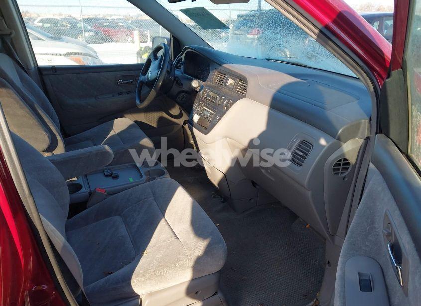 Photo 5 of 2003 Honda Odyssey EX (VIN 5FNRL18653B076994)
