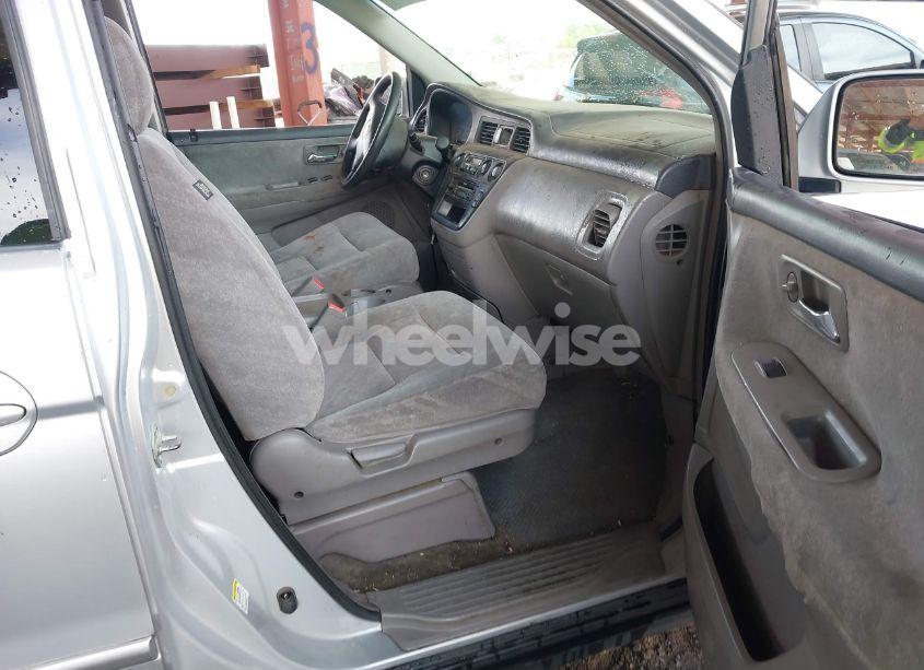 Photo 5 of 2002 Honda Odyssey EX (VIN 5FNRL18662B034817)