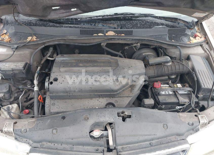 Photo 10 of 2003 Honda Odyssey EX (VIN 5FNRL18663B007697)