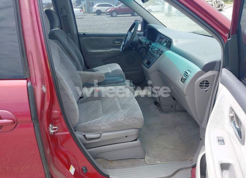 Photo 5 of 2003 Honda Odyssey EX (VIN 5FNRL18663B016867)