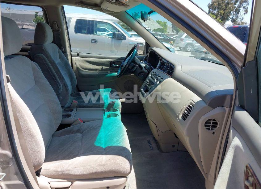 Photo 5 of 2003 Honda Odyssey EX (VIN 5FNRL18663B026184)