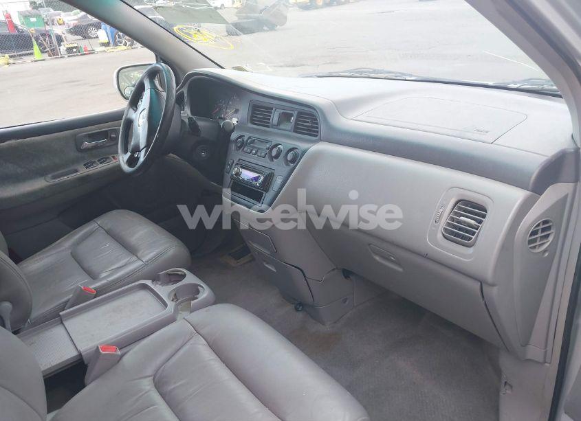 Photo 5 of 2003 Honda Odyssey EX (VIN 5FNRL18663B075286)
