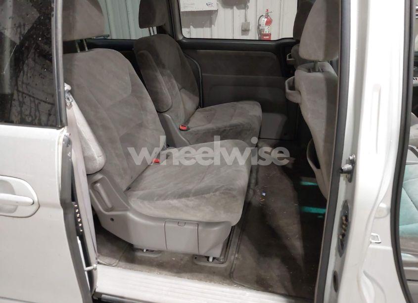 Photo 8 of 2003 Honda Odyssey EX (VIN 5FNRL18673B009670)