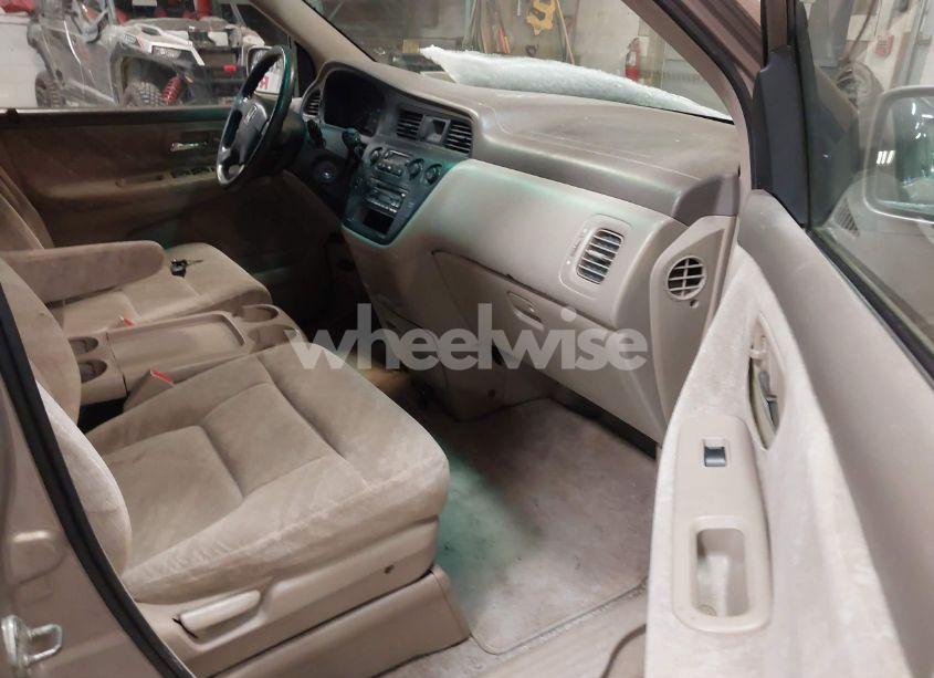 Photo 5 of 2003 Honda Odyssey EX (VIN 5FNRL18693B143774)