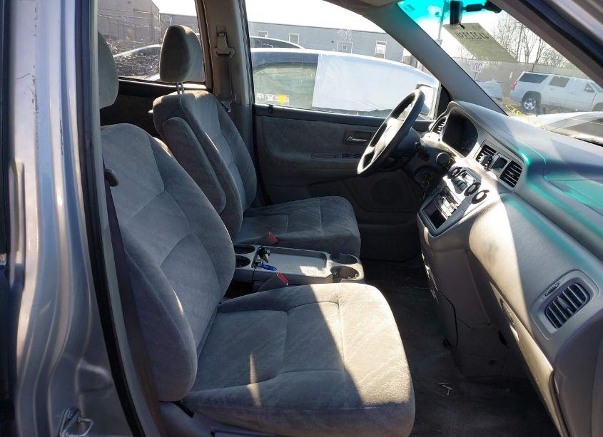 Photo 5 of 2004 Honda Odyssey EX (VIN 5FNRL18694B026231)