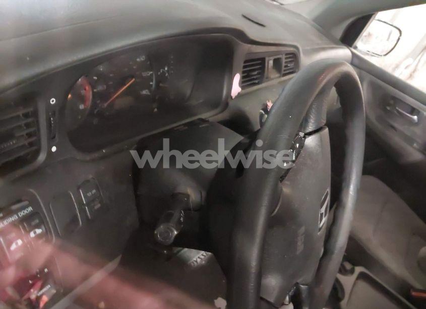 Photo 14 of 2004 Honda Odyssey EX (VIN 5FNRL18694B137300)