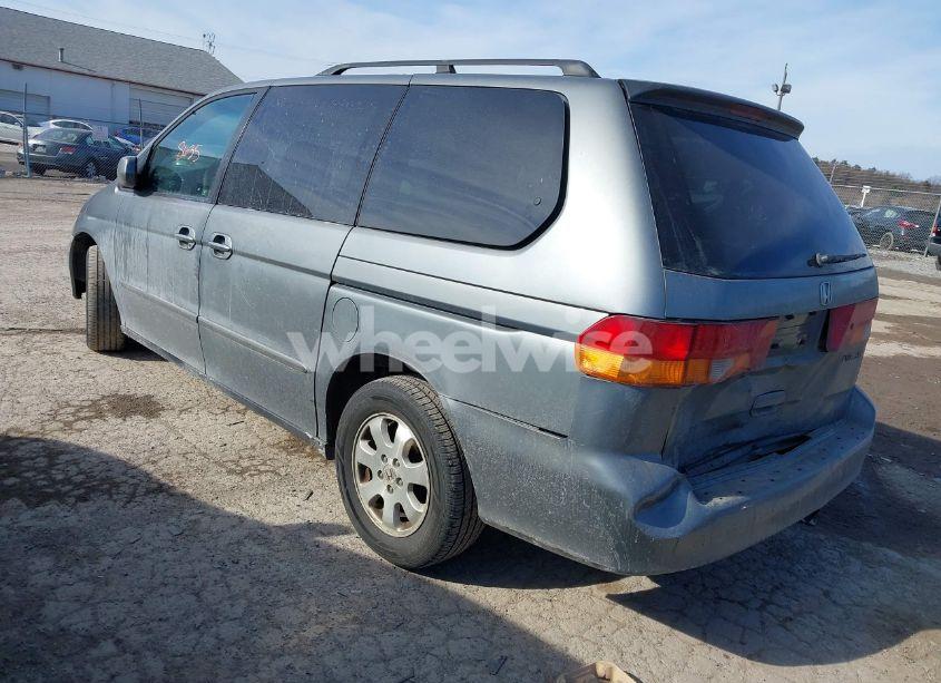Photo 3 of 2002 Honda Odyssey EX (VIN 5FNRL186X2B043035)