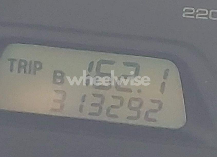 Photo 15 of 2003 Honda Odyssey EX (VIN 5FNRL186X3B022980)