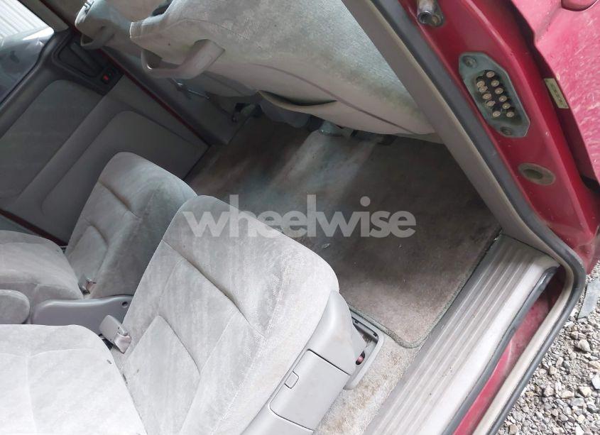 Photo 8 of 2003 Honda Odyssey EX (VIN 5FNRL186X3B022980)