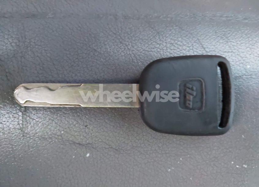 Photo 11 of 2004 Honda Odyssey EX-L (VIN 5FNRL18704B085905)