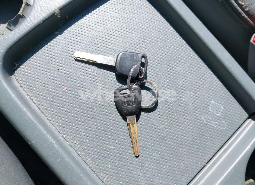 Photo 11 of 2004 Honda Odyssey EX-L (VIN 5FNRL18704B120975)