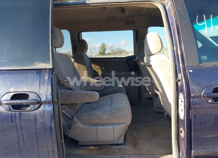 Photo 8 of 2004 Honda Odyssey EX (VIN 5FNRL18824B117200)