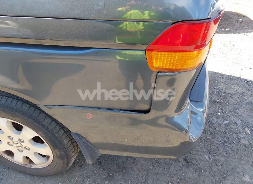 Photo 6 of 2004 Honda Odyssey EX (VIN 5FNRL18834B084417)