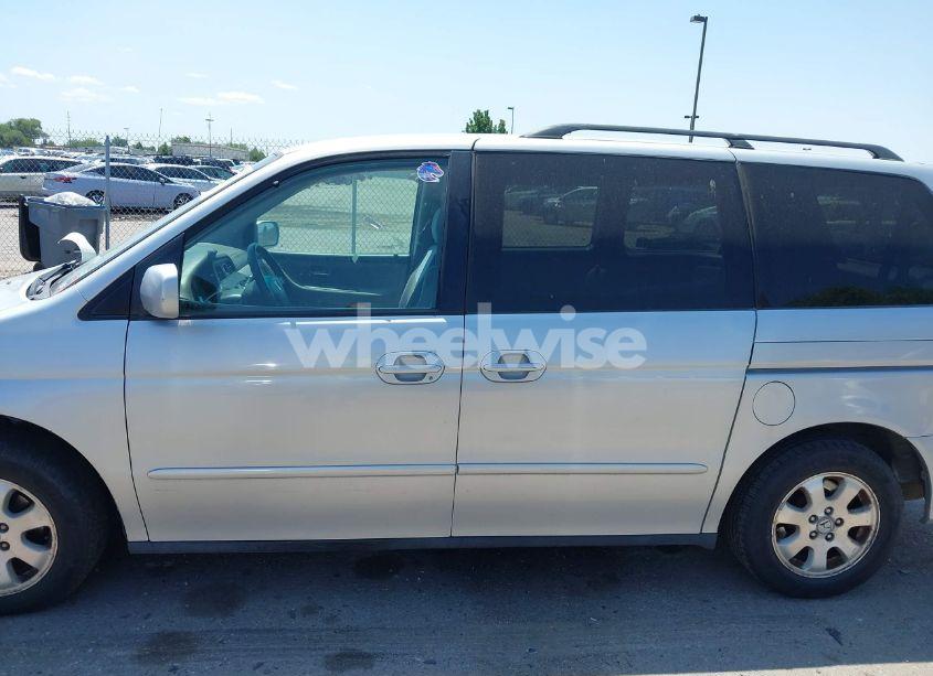 Photo 6 of 2004 Honda Odyssey EX (VIN 5FNRL18834B115326)