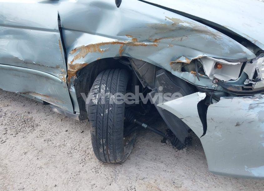 Photo 13 of 2004 Honda Odyssey EX (VIN 5FNRL18864B093614)