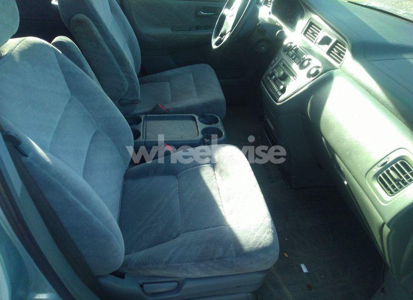 Photo 5 of 2004 Honda Odyssey EX (VIN 5FNRL18864B111240)