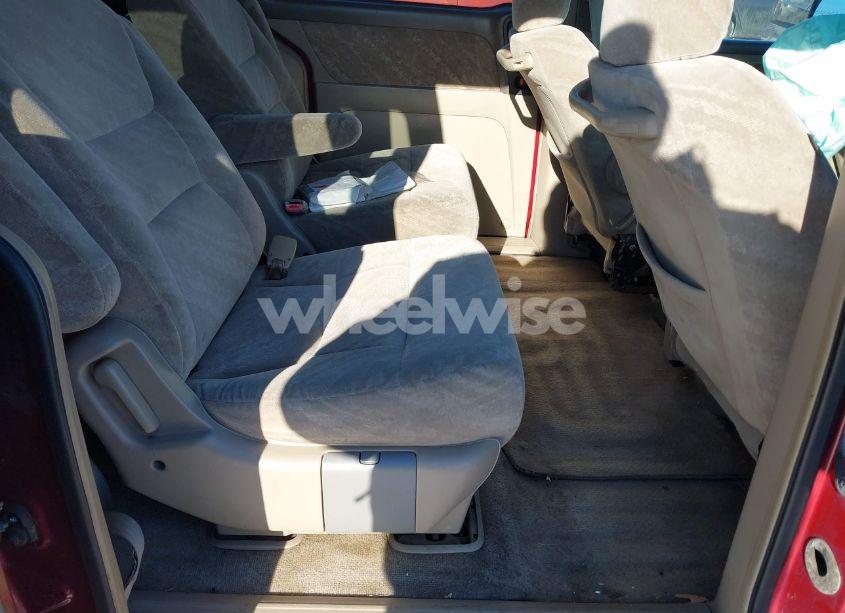 Photo 8 of 2004 Honda Odyssey EX (VIN 5FNRL18884B123521)