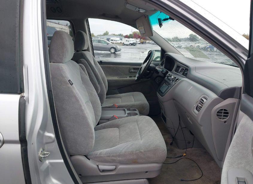 Photo 5 of 2004 Honda Odyssey EX-RES (VIN 5FNRL18894B122555)