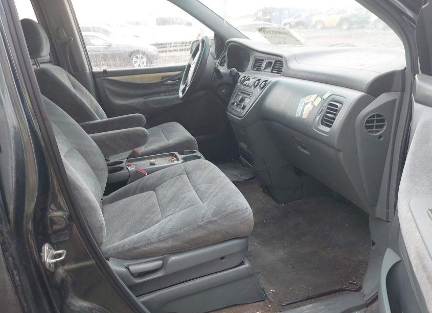 Photo 5 of 2004 Honda Odyssey EX (VIN 5FNRL188X4B104002)