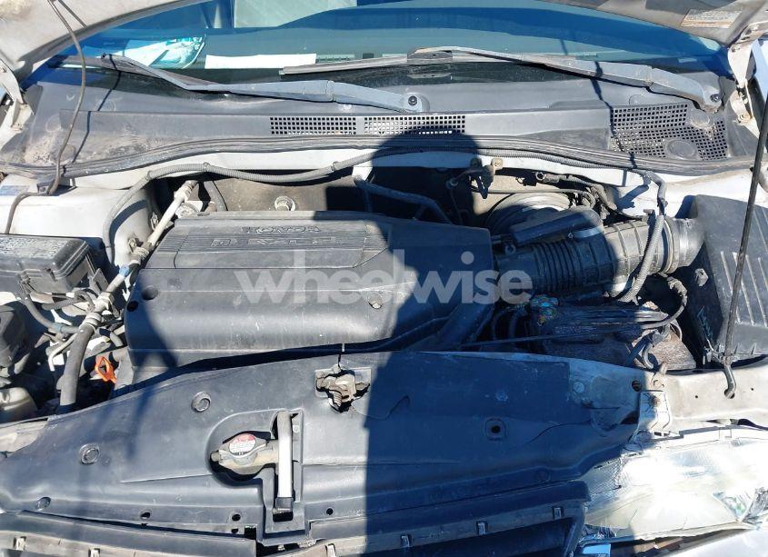 Photo 10 of 2004 Honda Odyssey EX (VIN 5FNRL188X4B115615)