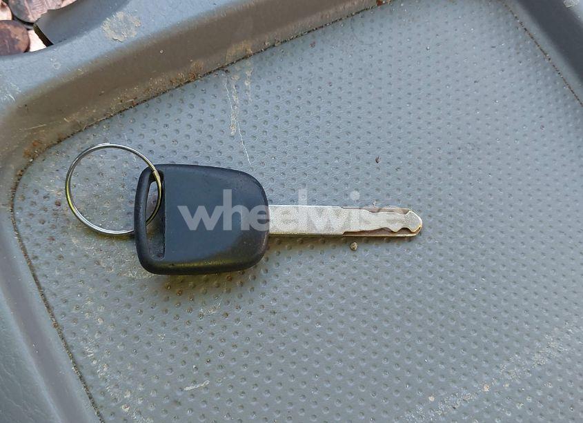 Photo 11 of 2004 Honda Odyssey EX (VIN 5FNRL188X4B115615)