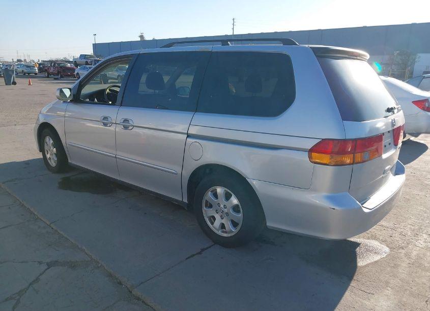 Photo 3 of 2002 Honda Odyssey EX-L (VIN 5FNRL18902B043328)