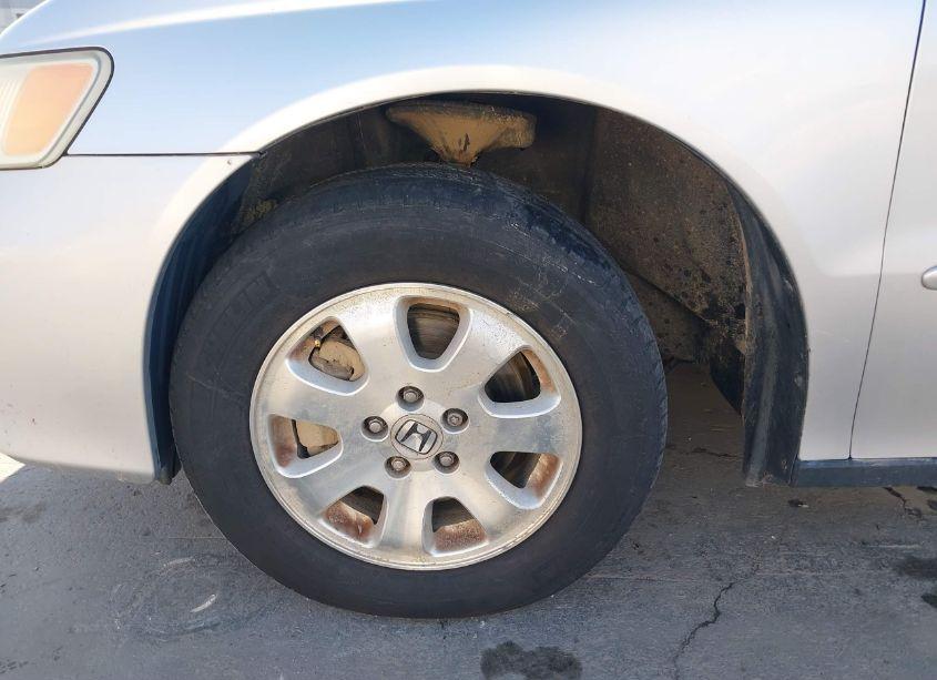 Photo 6 of 2002 Honda Odyssey EX-L (VIN 5FNRL18902B043328)