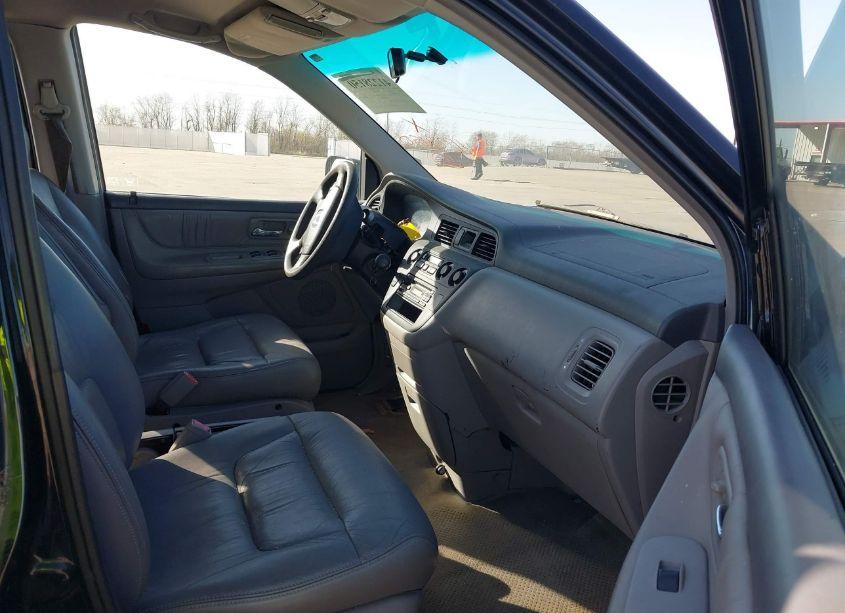 Photo 5 of 2004 Honda Odyssey EX-L (VIN 5FNRL18904B080723)