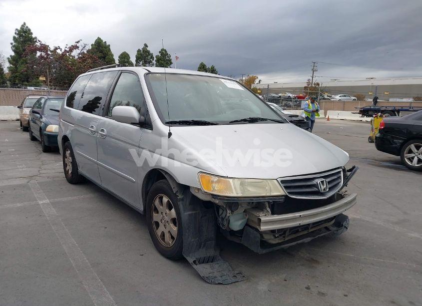 2003 Honda Odyssey EX-L (VIN 5FNRL18913B001462) main photo