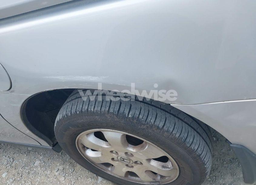 Photo 14 of 2003 Honda Odyssey EX-L (VIN 5FNRL18913B084682)