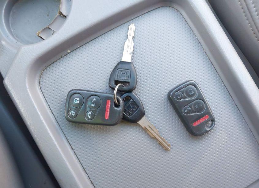 Photo 11 of 2002 Honda Odyssey EX-L (VIN 5FNRL18922B020469)