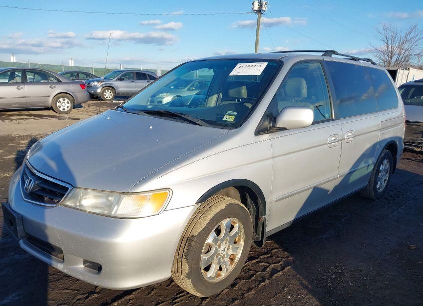 Photo 2 of 2002 Honda Odyssey EX-L (VIN 5FNRL18922B020469)