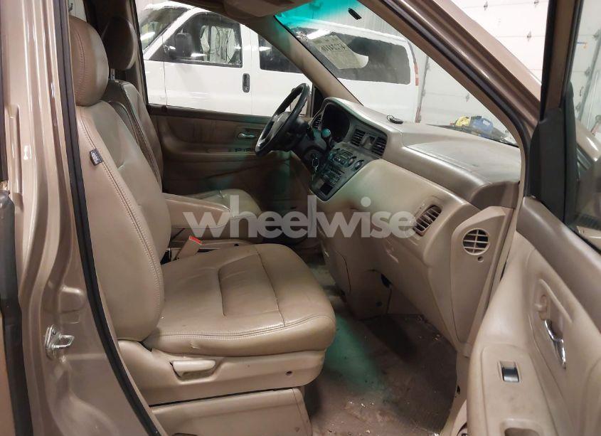 Photo 5 of 2003 Honda Odyssey EX-L (VIN 5FNRL18923B002720)